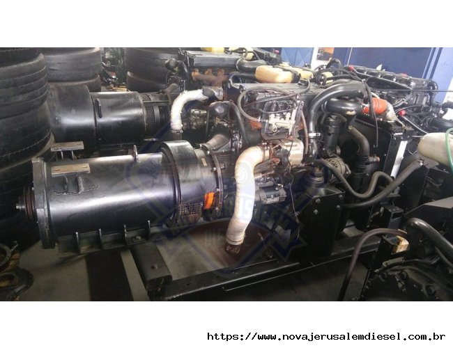 Gerador Weg 125 KVA a Diesel com motor Mercedes