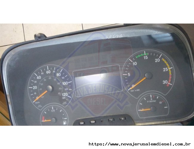 Painel de instrumentos Mercedes-Benz